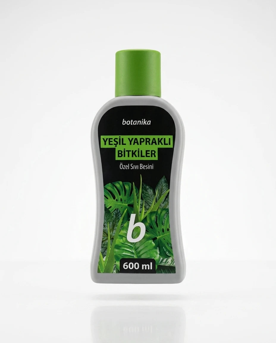 Yeşil kapaklı gri şişede Botanika 600 ml yeşil yapraklı bitkiler için özel sıvı besini.